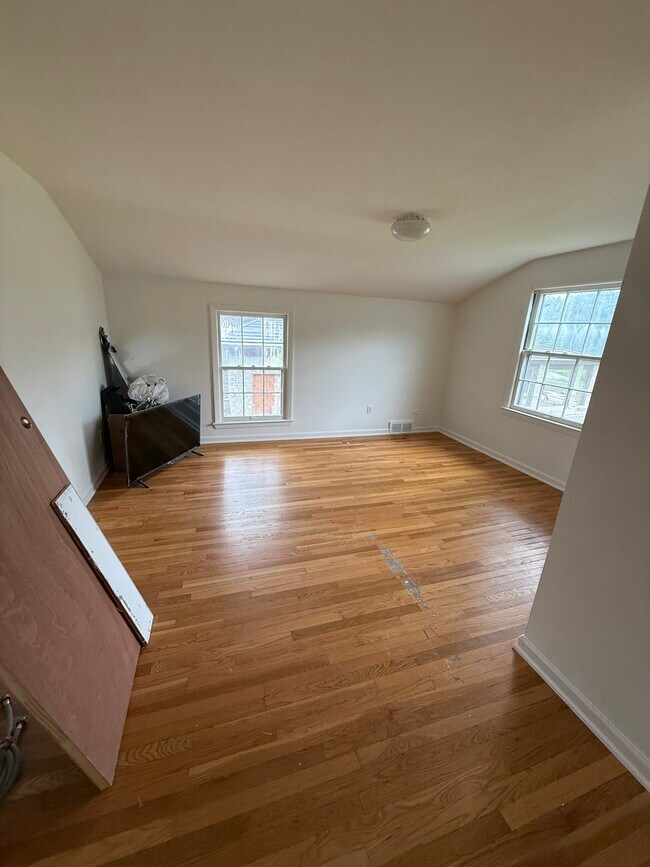 Foto del edificio - 736 Pleasant St