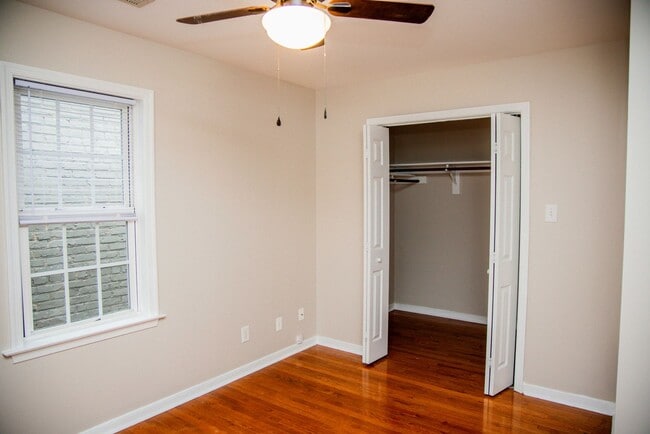 Photo - 2002 Idlewood Ave Apartment