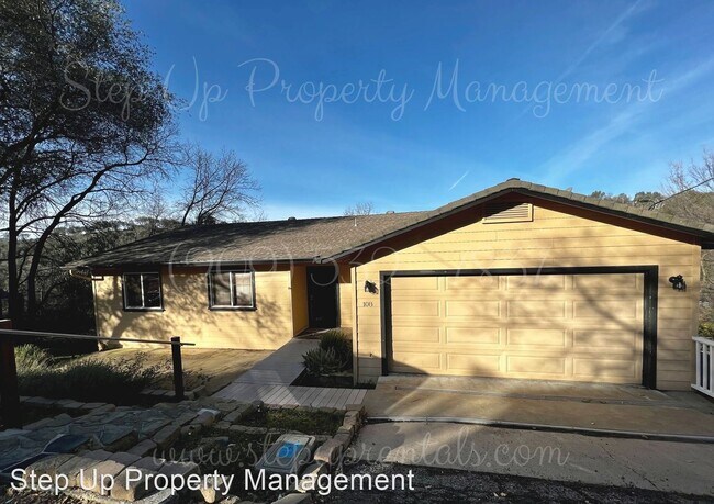 Building Photo - 4 br, 3 bath House - 108 Mccormick