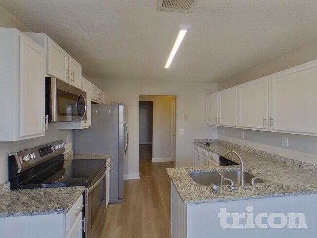 Foto del edificio - 602 Chartwell Ct