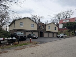 Building Photo - 2110-2110 Hollingsworth St