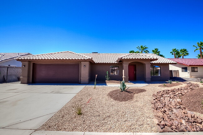 Foto del edificio - Beautiful 3-bedroom, 2-bath home in Yuma E...