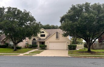 Building Photo - 418 Charleston Dr