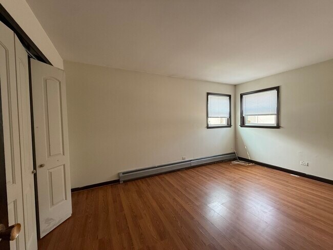 Foto del edificio - 7745 Adams St