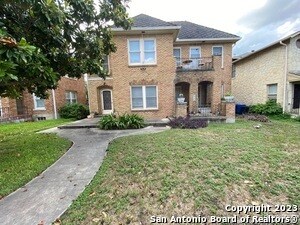 Foto principal - 245 E Lullwood Ave