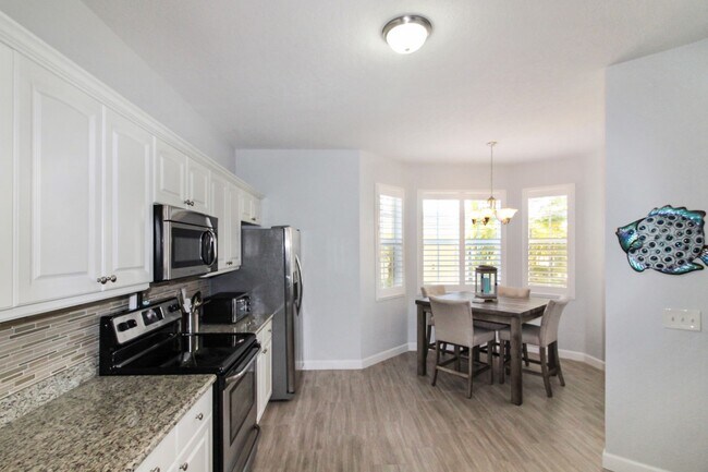Building Photo - St. Andrews at Plantation Seasonal Condo for Rent