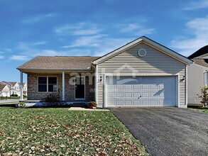 Building Photo - 818 Bent Oak Dr