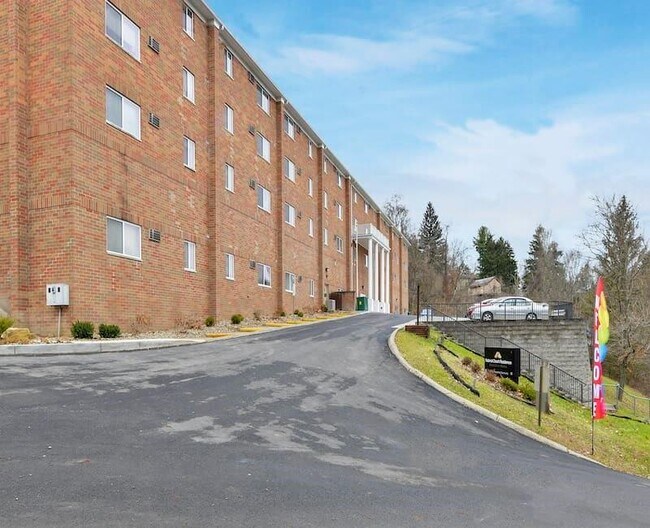 Building Photo - 1 Gould Rd