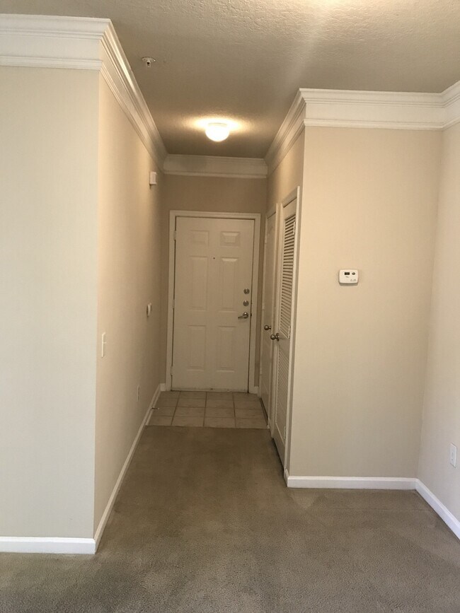 Building Photo - Rare Mirabella 3 Bedroom, 2 Bath Condo for...