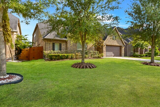 Building Photo - 27815 Colonial Point Dr