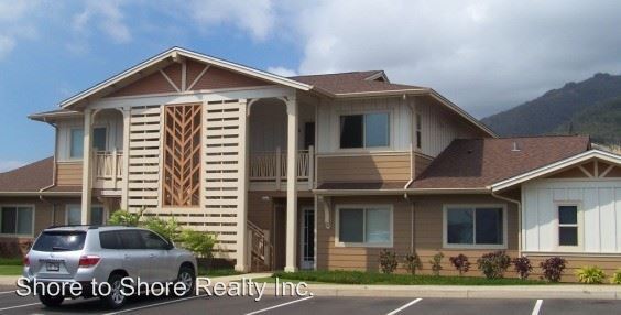 Primary Photo - 215 Hooulu Ln