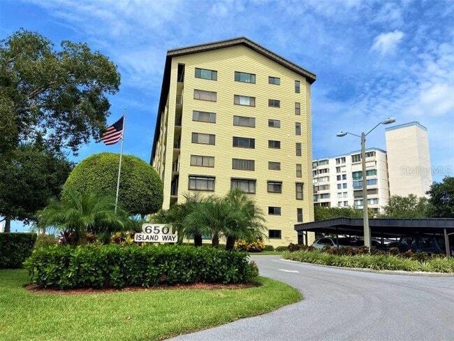 Building Photo - 650 Island Way