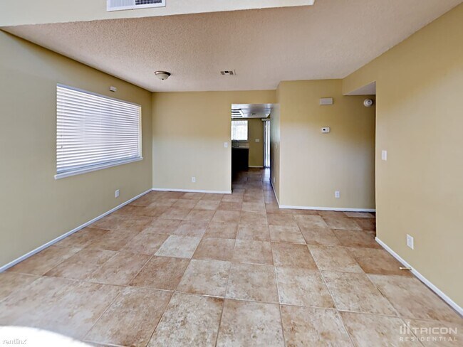 Building Photo - 5848 Goodsprings Ct