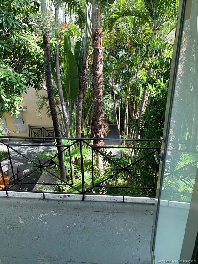 Foto principal - 135 3rd St
