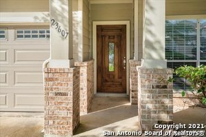 Foto del edificio - 23607 Silver Creek