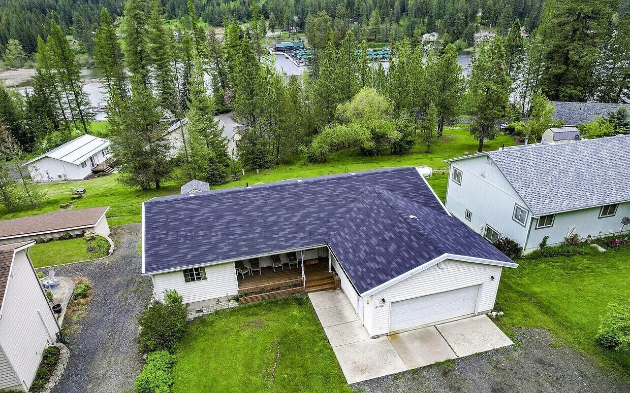Foto principal - 18560 S Watson Rd