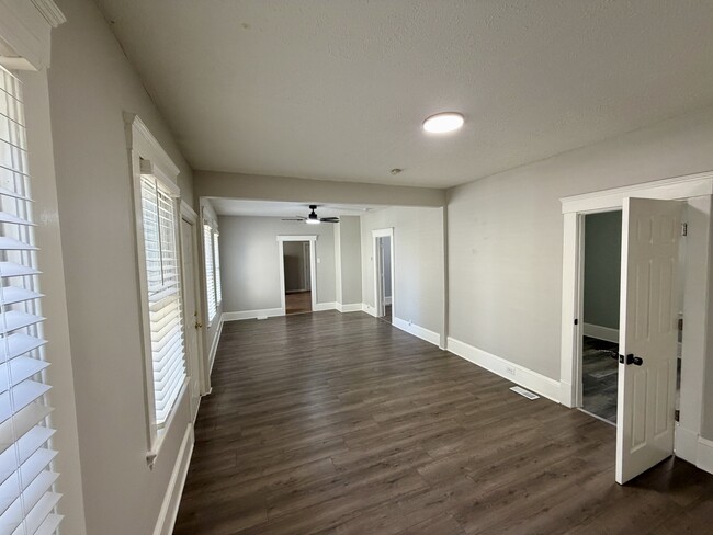 Living/dinning - 1018 Auburn Ave