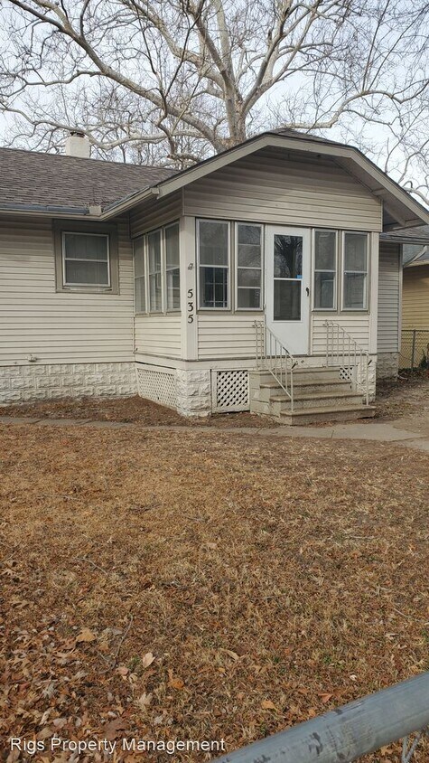 Primary Photo - 2 br, 1 bath House - 535 NE Sumner St
