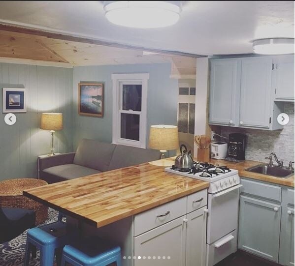 Foto del edificio - 10563 S W Bay Shore Dr