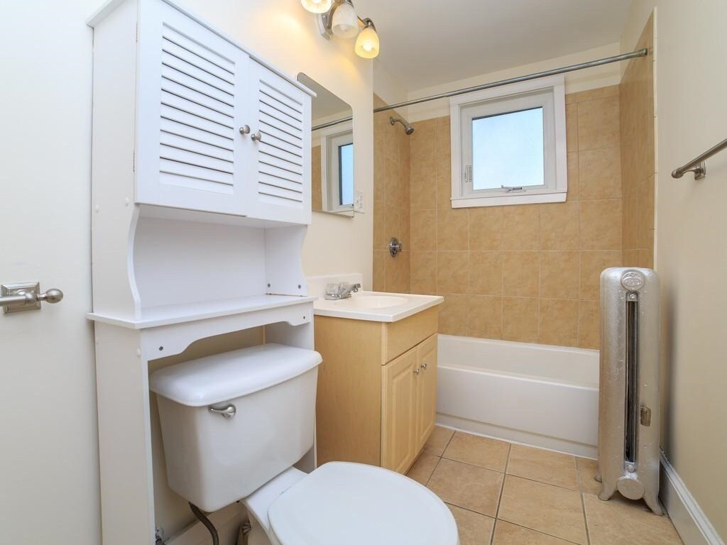 Primary Photo - 29 S Munroe Terrace