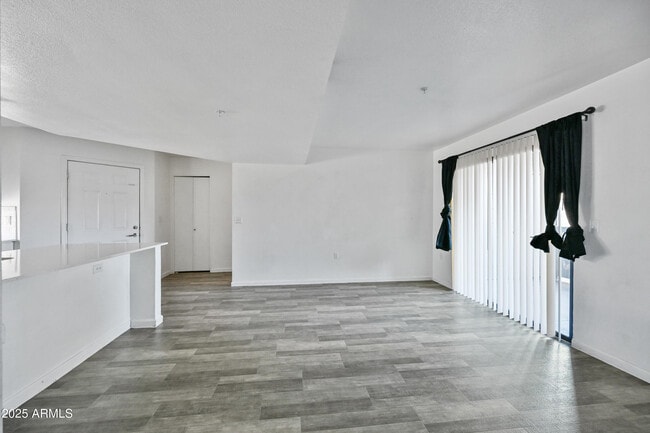 Building Photo - 3065 N 67th Ave