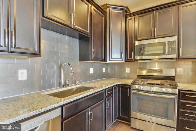 Foto del edificio - 43164 Wealdstone Terrace