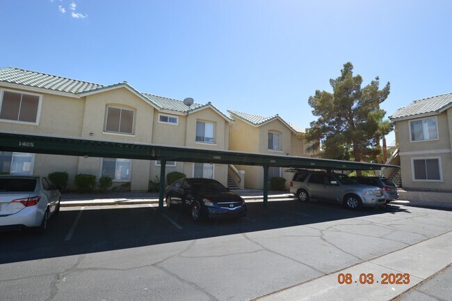 Building Photo - 1501 Linnbaker Ln