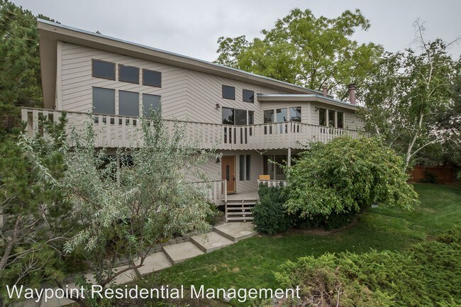 Building Photo - 2714 W Hillway Dr