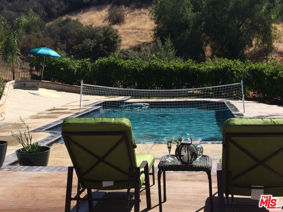 Foto principal - 30550 Mulholland Hwy