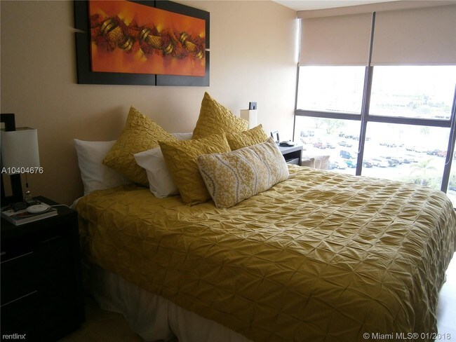 Foto del edificio - 600 Parkview Dr