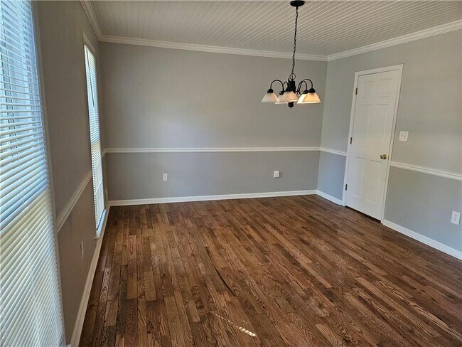 Foto del edificio - 1826 Jacksons Creek Dr