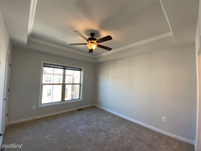 Building Photo - 3 br, 3 bath Townhome - 10 Painted Lady Way