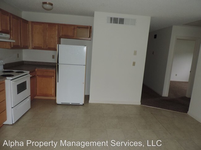 Building Photo - 1505 W 8th Street Ter