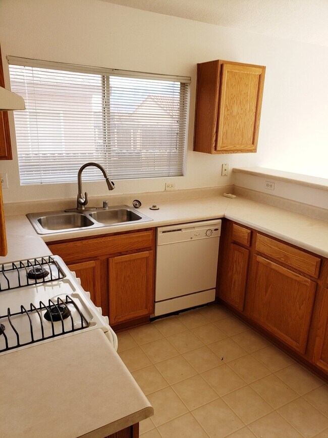 Foto del edificio - Great home in Enchanted Hills - 3 bed, 2 b...