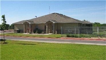 Building Photo - 1000 N Marland Blvd