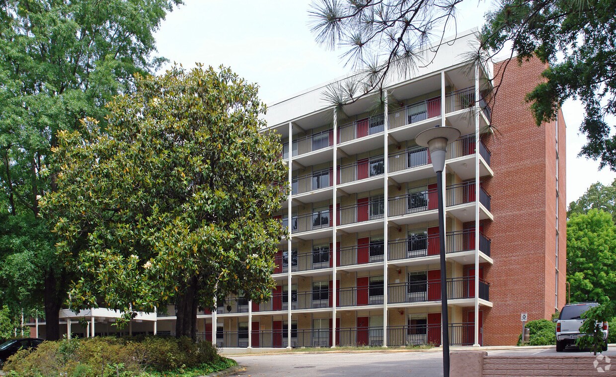 Foto principal - North Residence Hall