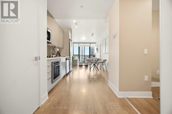 Photo du bâtiment - 2908 Hwy 7