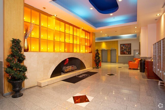 Lobby - Gallery 400 Luxury Apartments