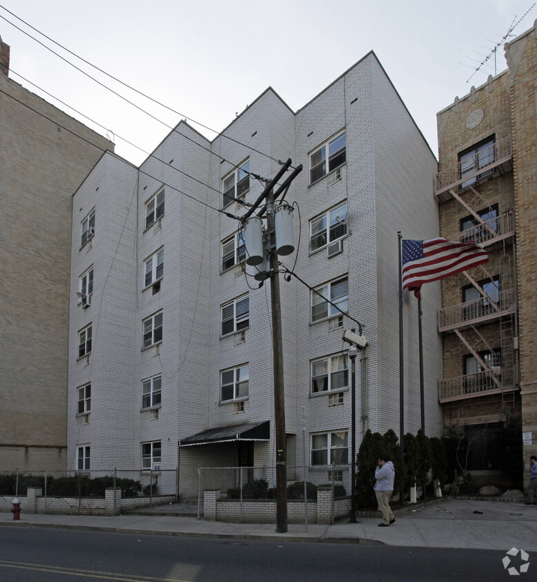 Building Photo - 61 Tonnele Ave
