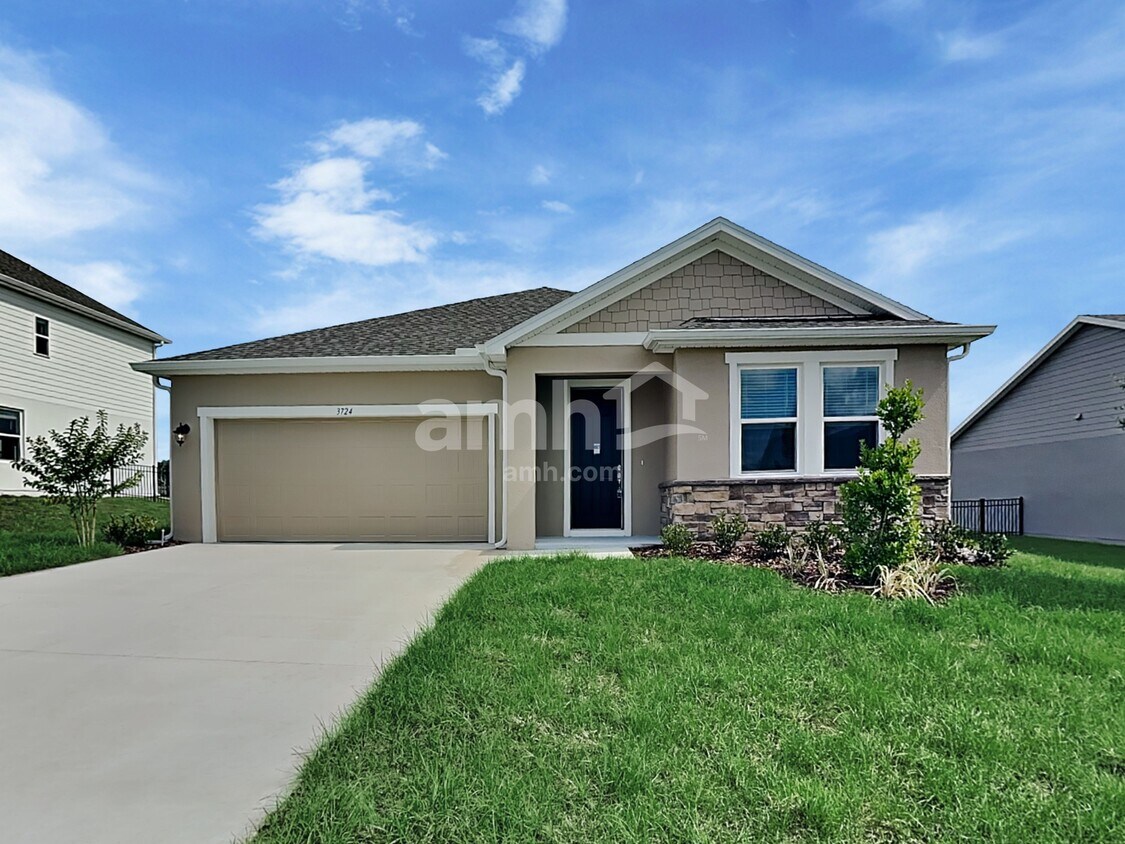 Foto principal - 3724 Ctr Cv Ln