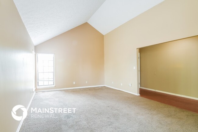 Building Photo - 6854 Scotia Ct