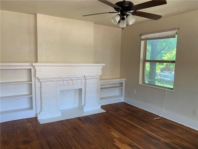 Foto del edificio - 1614 N Marion Ave