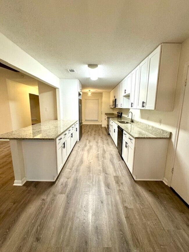 Foto del edificio - 61424 Queen Anne Dr