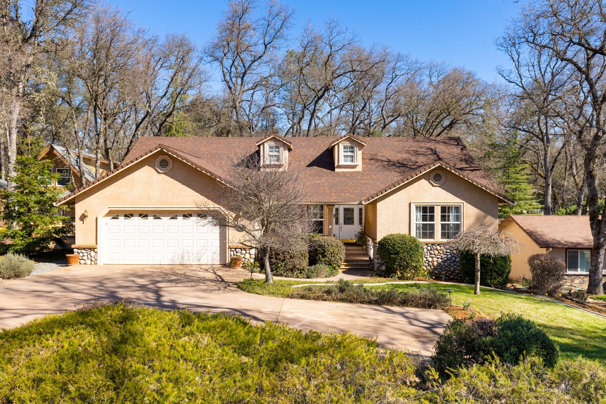 11938 Torrey Pines Dr, Auburn, CA 95602 House Rental in Auburn, CA