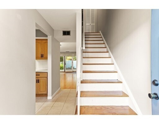 Building Photo - 1701 Windsor Dr S