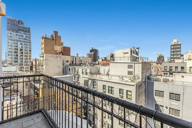 Foto del edificio - 152 Ludlow St