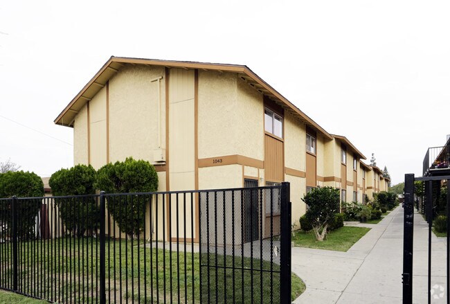 Foto del edificio - 1041-1043 W Bishop St