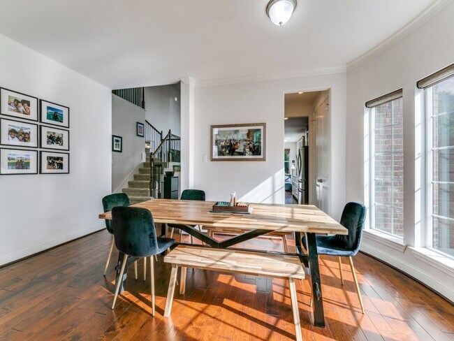 Foto del edificio - This home is a must see!!