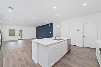 Building Photo - 12206 English Mist Dr