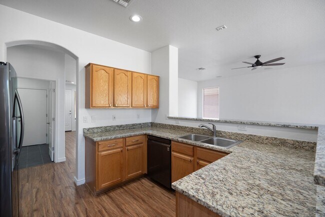 Foto del edificio - Incredible Single Family Home for Rent in ...